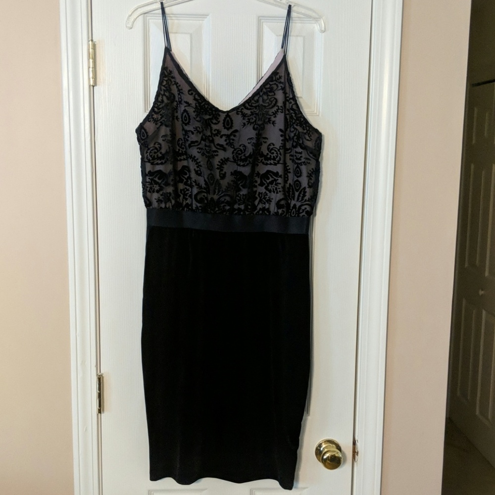 Xhilaration dress. Size L.